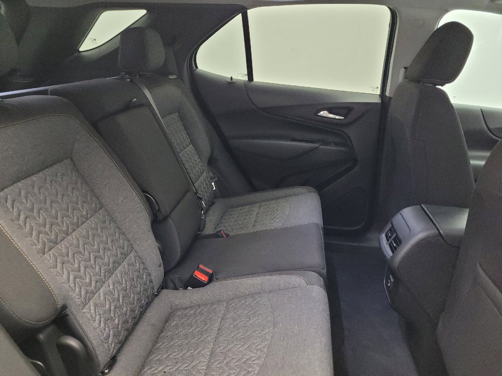 Used 2022 Chevrolet Equinox LT w/ Driver Convenience Package AWD/4WD image 19