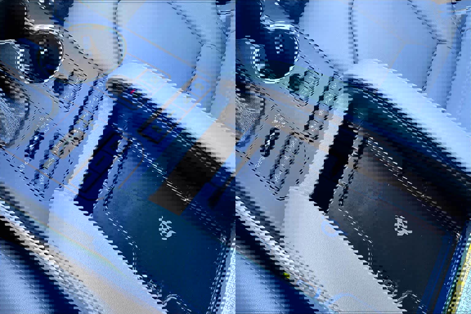 Used 2022 Toyota Highlander XLE image 15