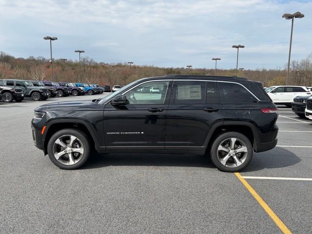 New 2026 Jeep Grand Cherokee Limited AWD/4WD image 4