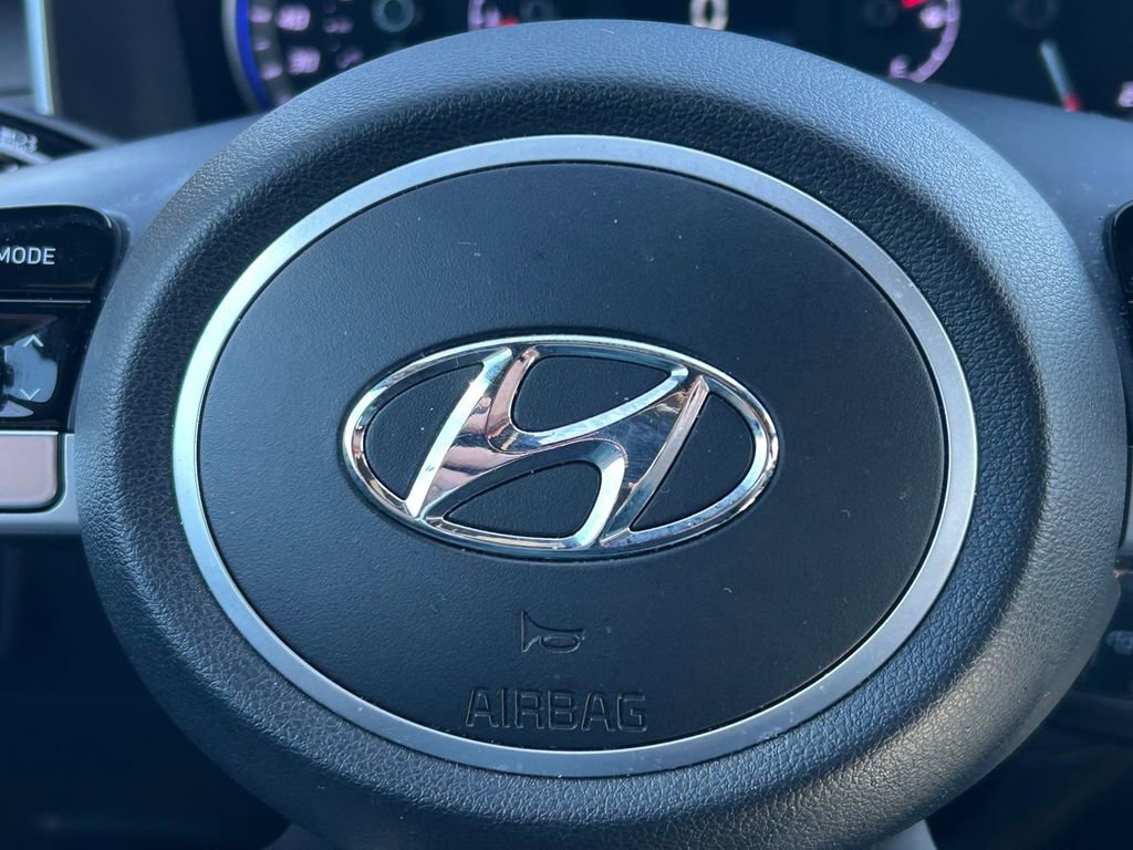 Used 2024 Hyundai Santa Cruz SE AWD/4WD image 31