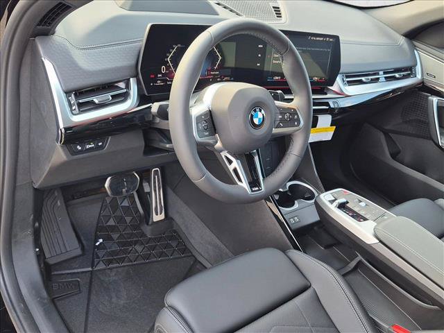 New 2026 BMW X2 xDrive28i w/ Technology Package AWD/4WD image 3