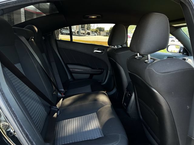 Used 2022 Dodge Charger R/T w/ Blacktop Package RWD image 30