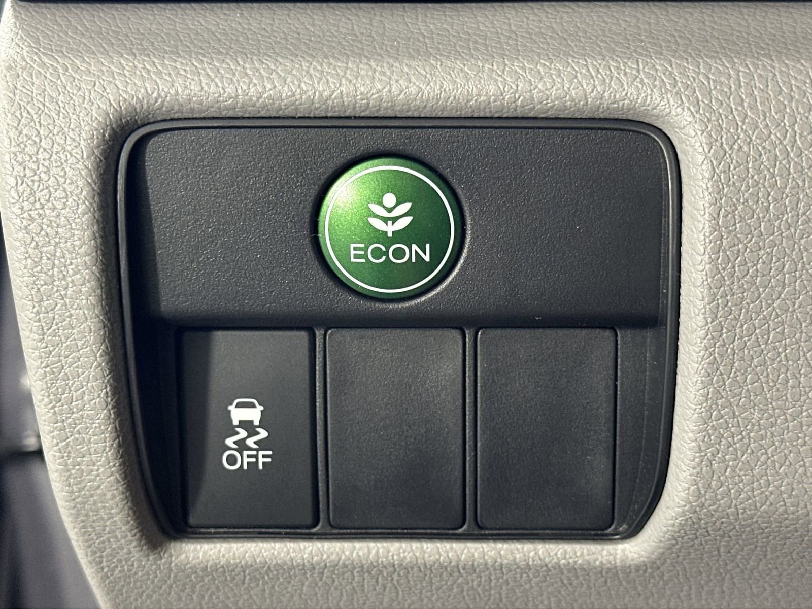 Used 2017 Honda Accord EX-L image 18