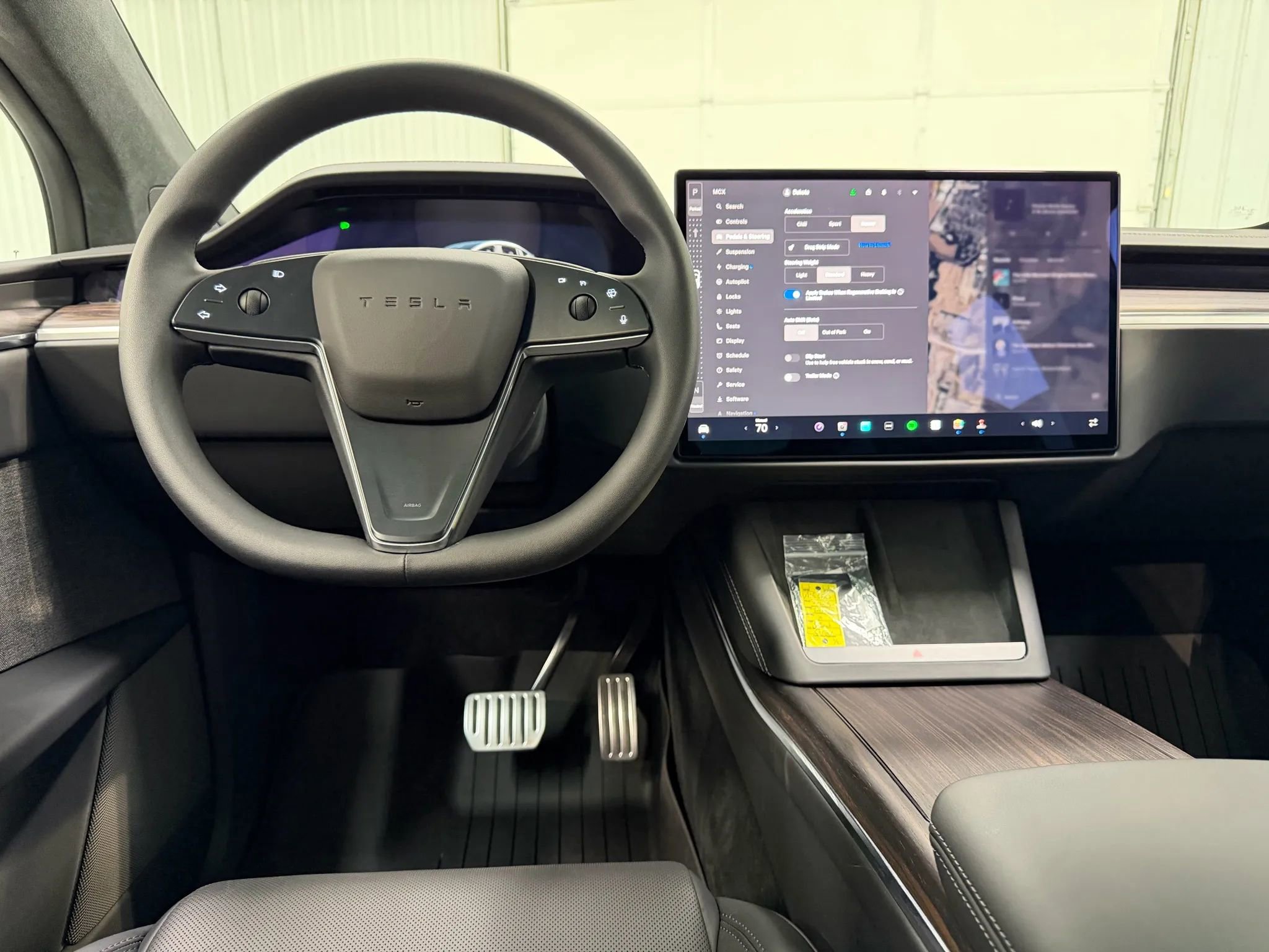 Used 2025 Tesla Model X image 20