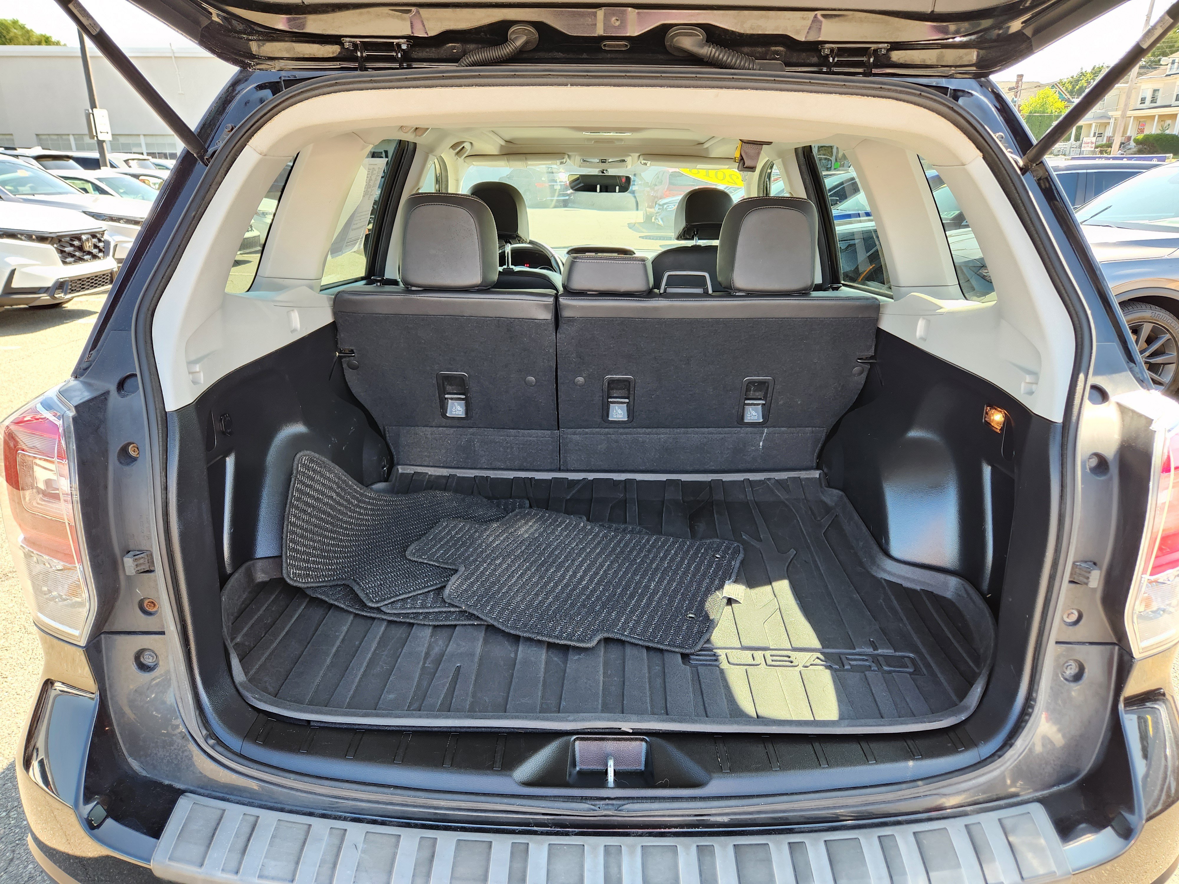Used 2018 Subaru Forester 2.5i Premium AWD/4WD image 8