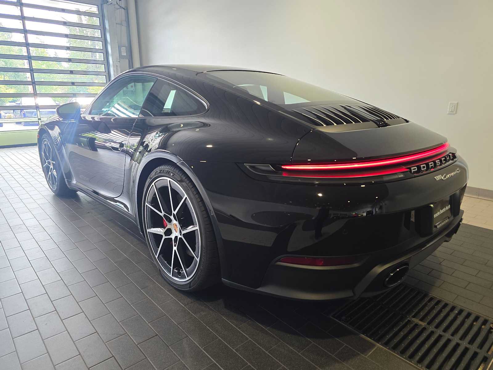 New 2026 Porsche 911 Carrera 4S AWD/4WD image 3