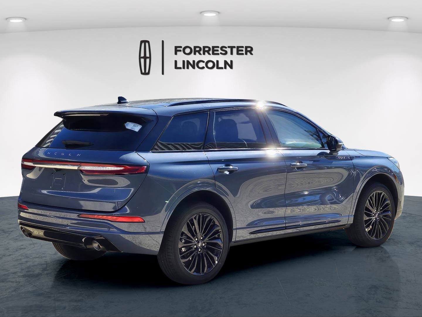 New 2026 Lincoln Corsair Premiere AWD/4WD image 3
