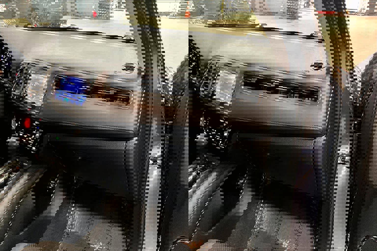 Used 2019 Honda HR-V EX image 19