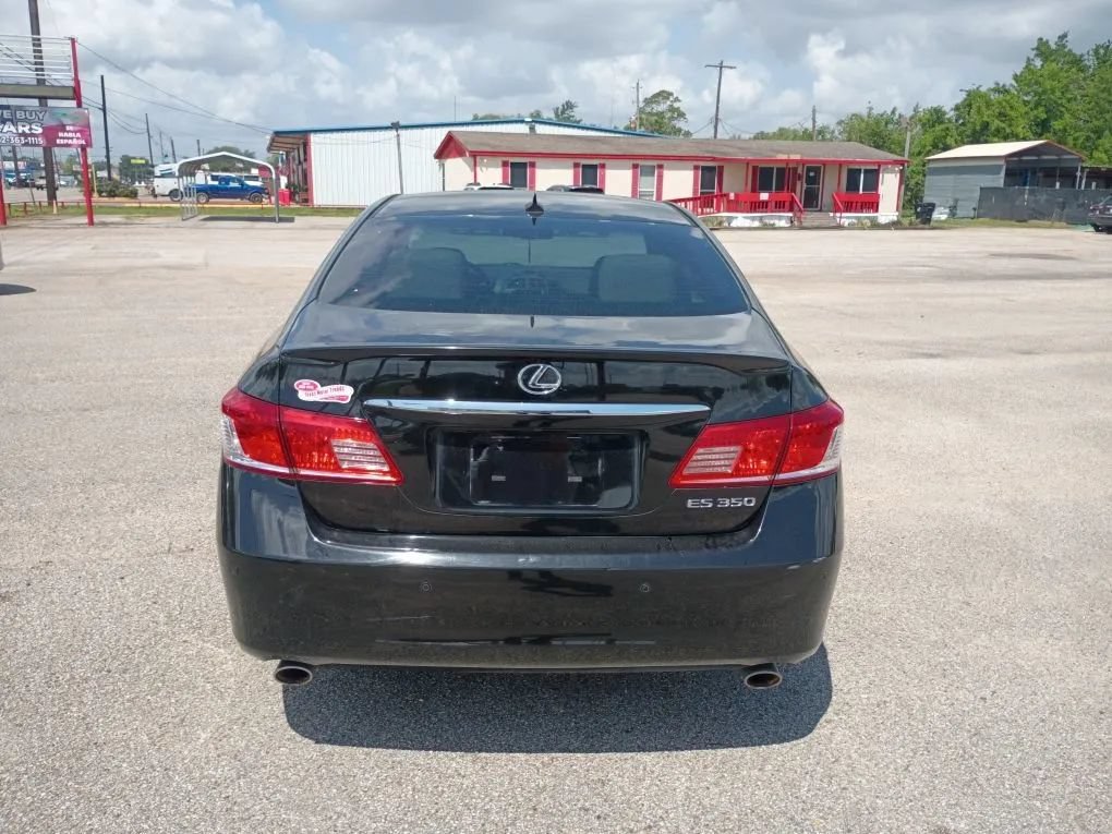 Used 2011 Lexus ES 350 FWD image 4
