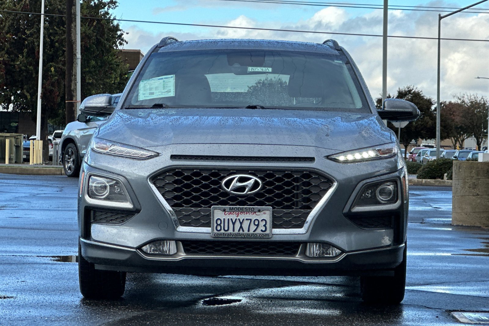 Used 2021 Hyundai Kona Limited w/ Cargo Package image 9