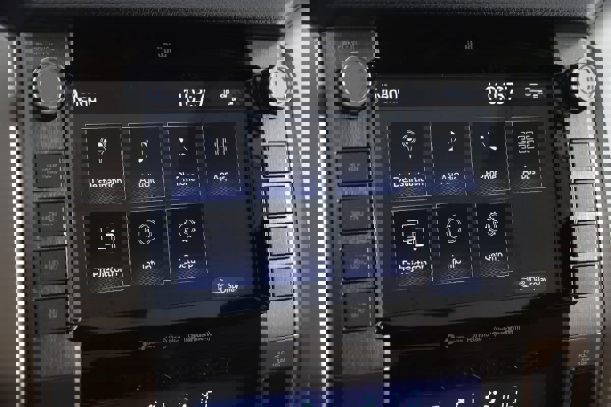 Used 2021 Toyota Tundra 1794 Edition image 34