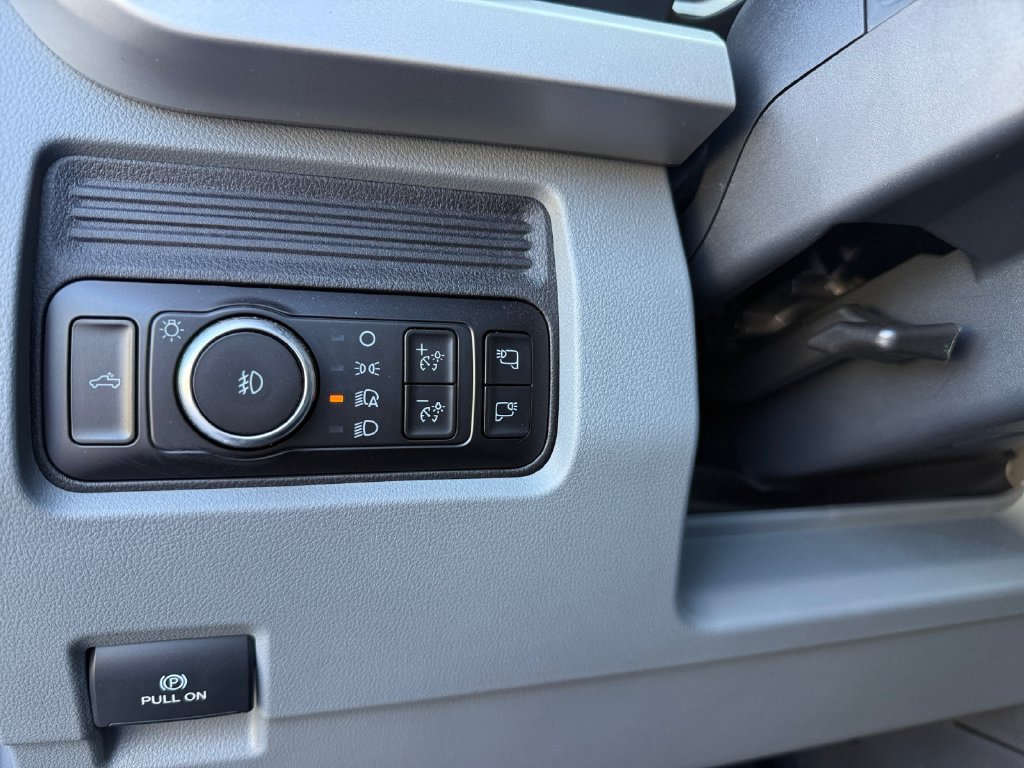 New 2026 Ford F350 XLT w/ 360-Degree Camera Package AWD/4WD image 23