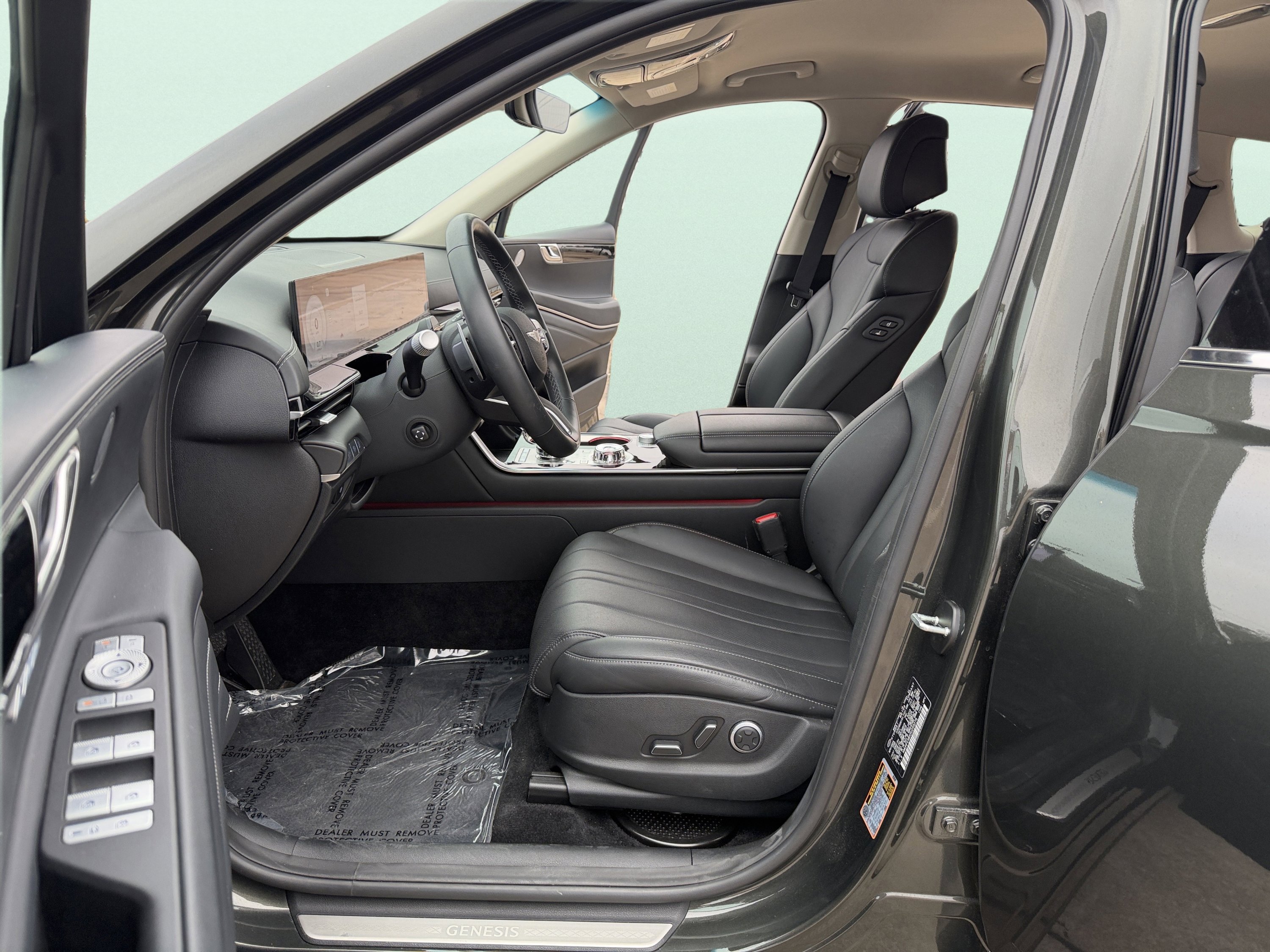 Used 2025 Genesis GV80 2.5T Standard image 16