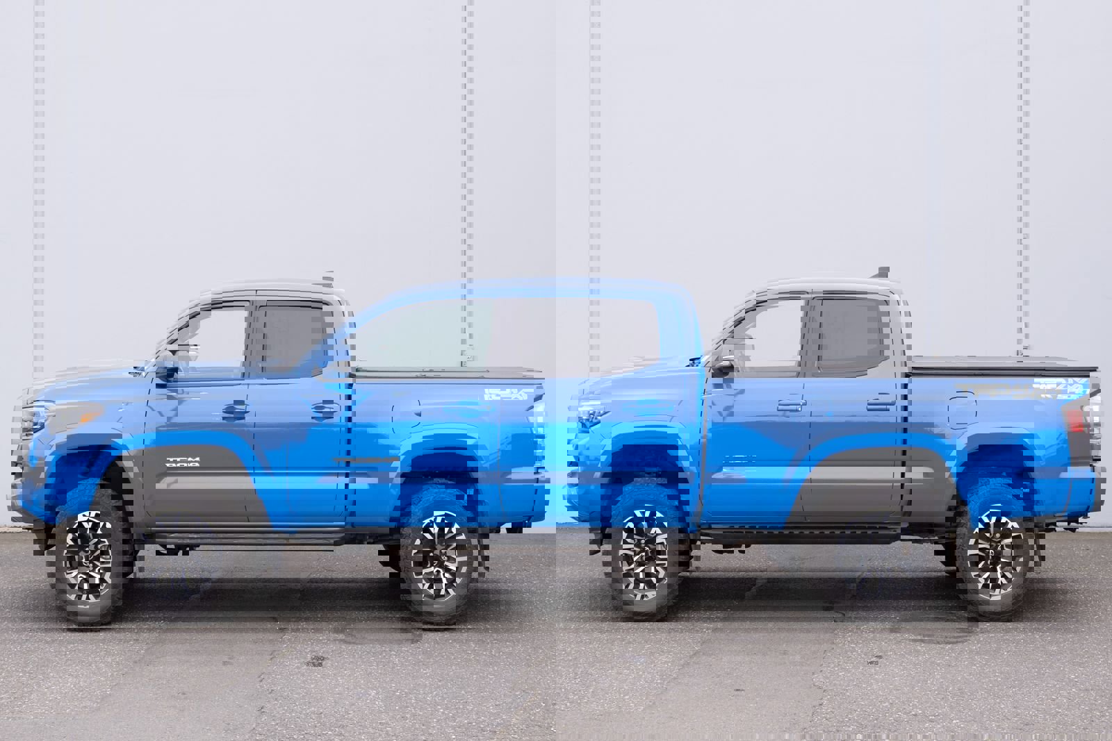 Used 2020 Toyota Tacoma TRD Sport image 21