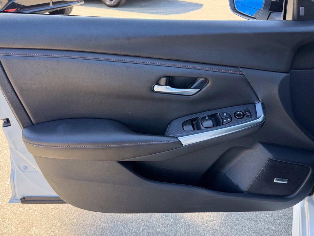 Certified 2024 Nissan Sentra SR w/ SR Premium Package FWD image 10