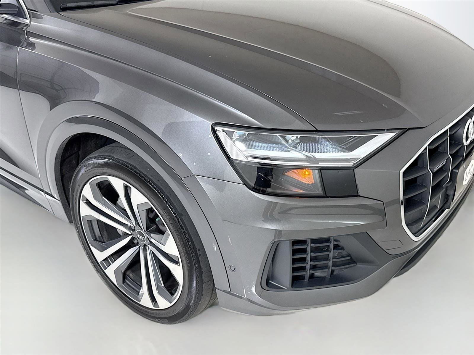 Used 2021 Audi Q8 Premium Plus image 34