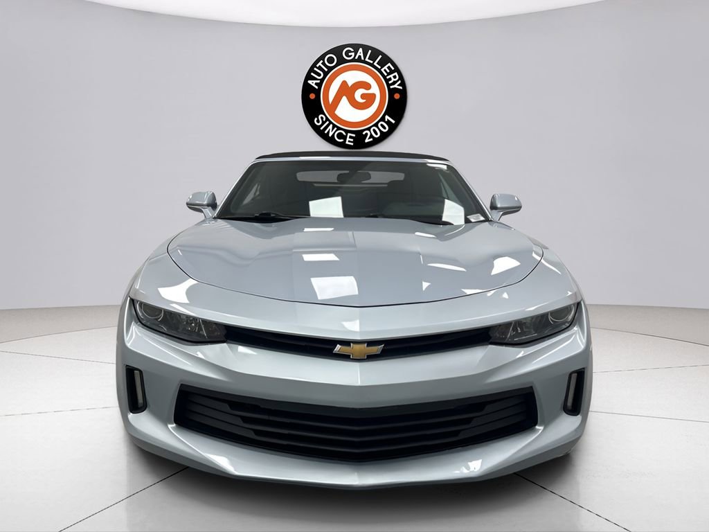 Used 2018 Chevrolet Camaro LT image 9