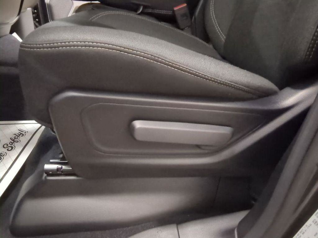 Used 2026 RAM 1500 Tradesman image 10