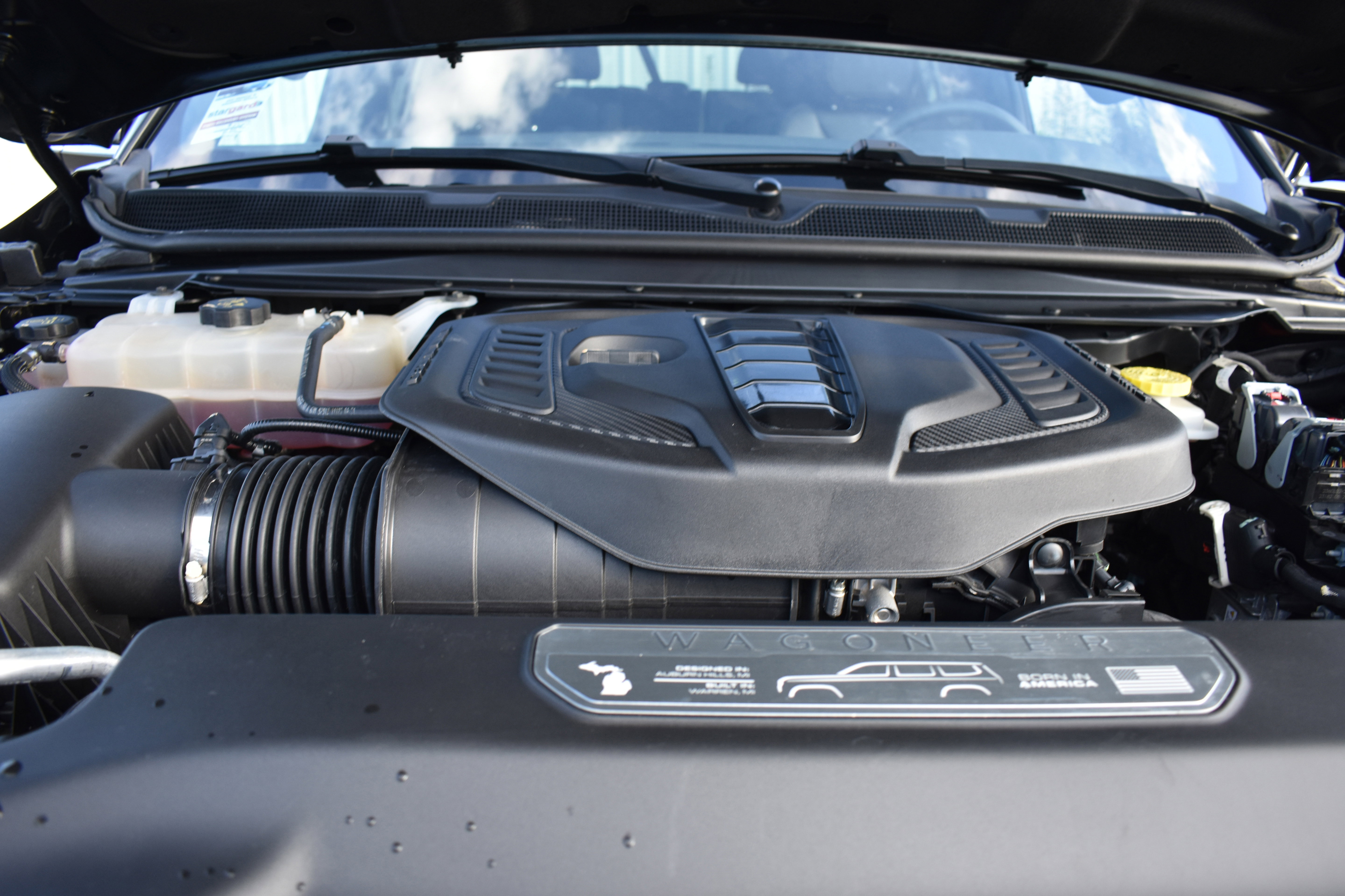 Used 2024 Jeep Wagoneer L Series II w/ Premium Group I image 40