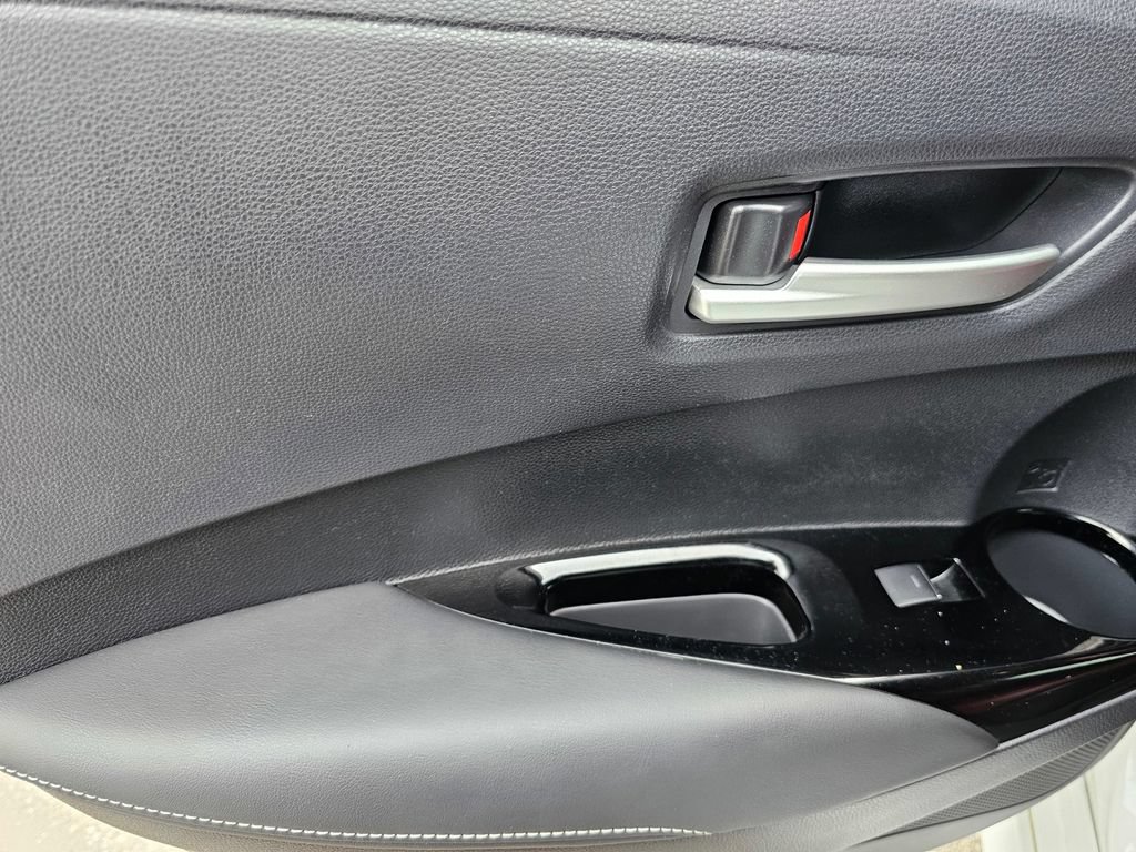 Used 2021 Toyota Corolla SE FWD image 20
