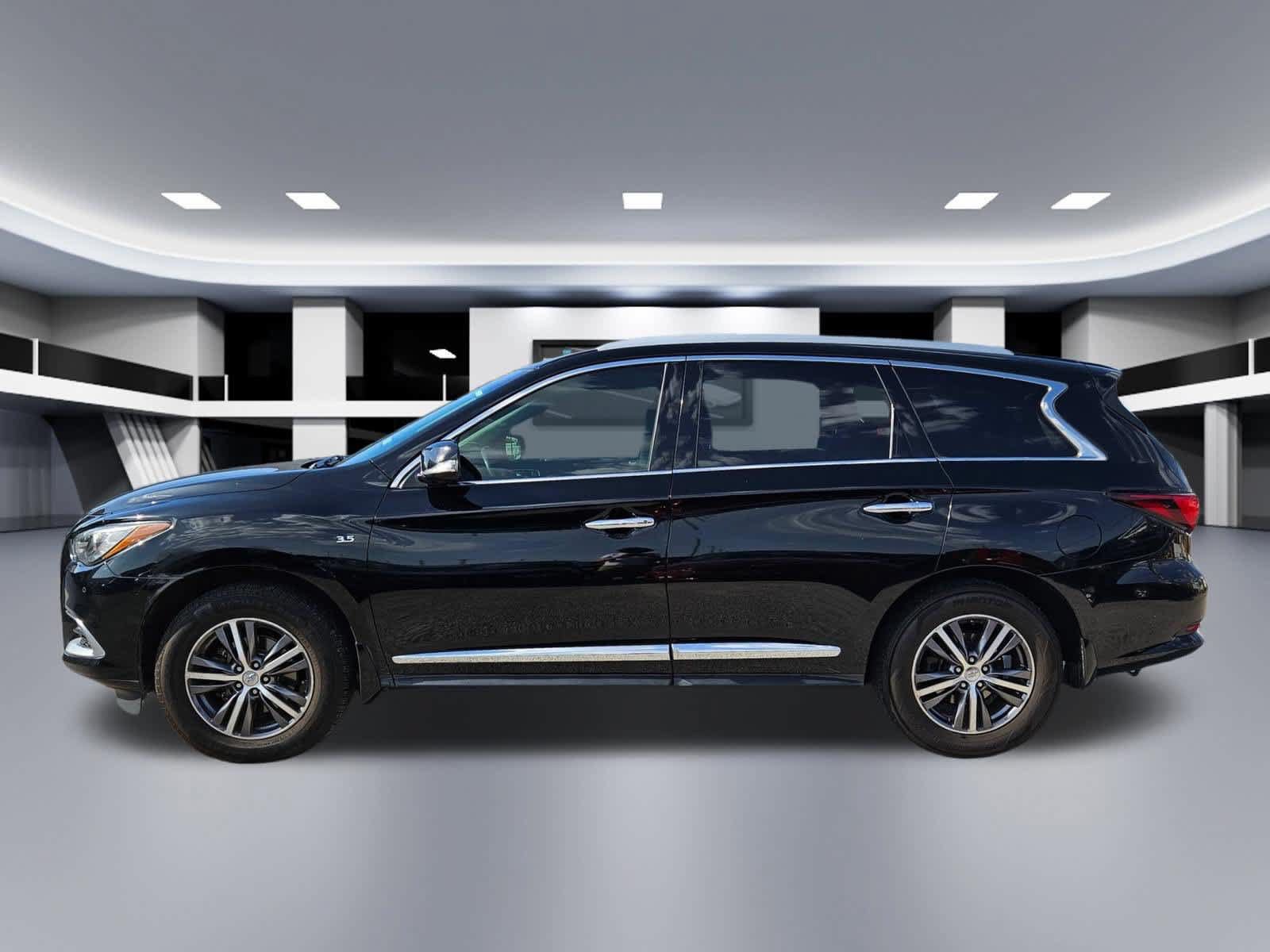 Used 2016 INFINITI QX60 FWD w/ Premium Plus Package image 3