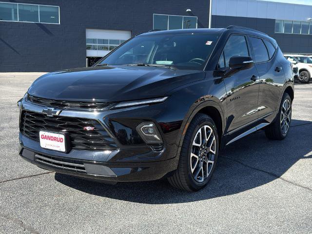 Certified 2025 Chevrolet Blazer RS w/ Enhanced Convenience Package AWD/4WD image 2