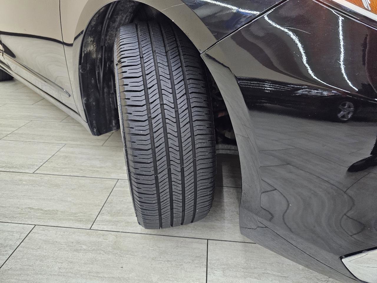 Used 2018 Acura TLX w/ Technology Package FWD image 40