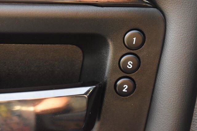Used 2025 RAM 3500 Limited AWD/4WD image 32