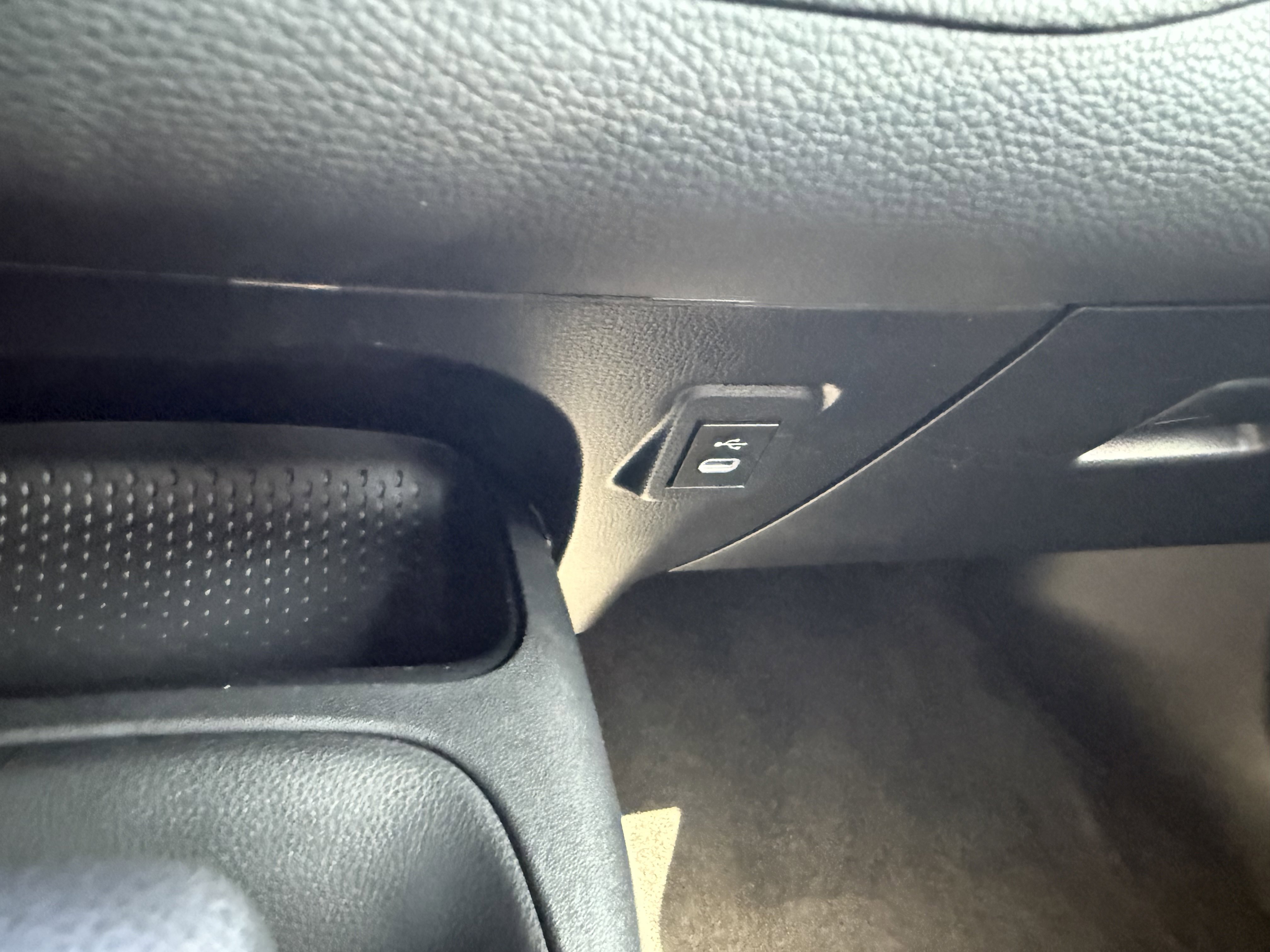 Certified 2024 Toyota Corolla SE FWD image 24