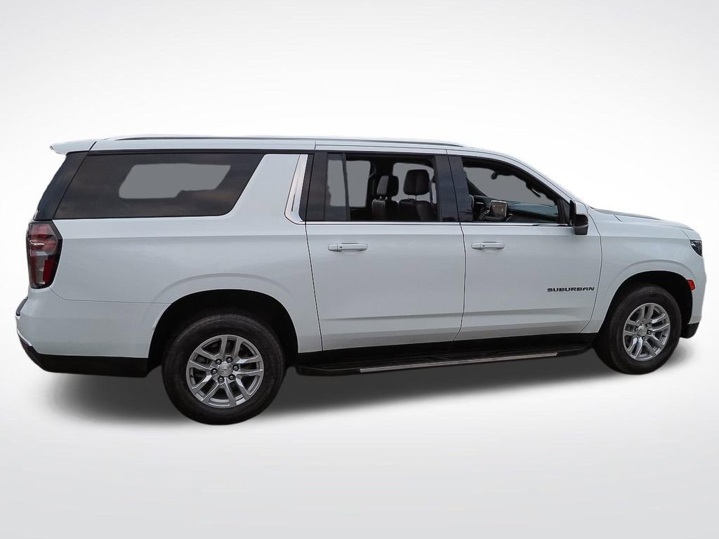 Certified 2023 Chevrolet Suburban LT image 8