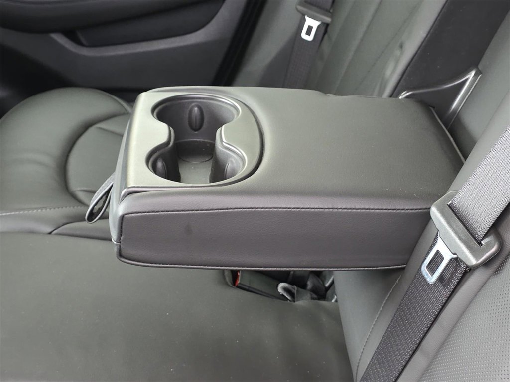 Used 2020 Buick Envision Essence image 12