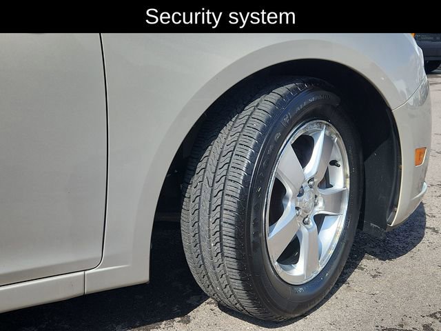 Used 2012 Chevrolet Cruze LT image 19