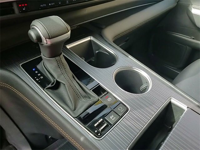 Certified 2024 Toyota Sienna XLE Woodland Edition image 19