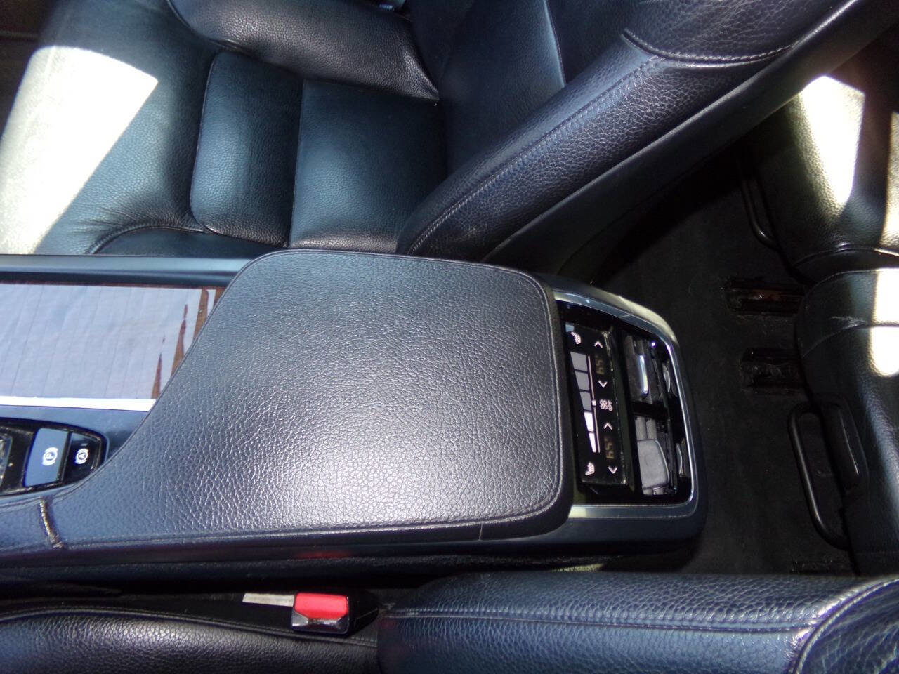 Used 2016 Volvo XC90 T6 Momentum w/ Momentum Plus Package image 61