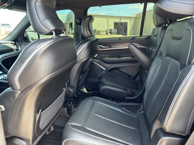 Used 2021 Jeep Grand Cherokee L Overland w/ Luxury Tech Group IV image 18