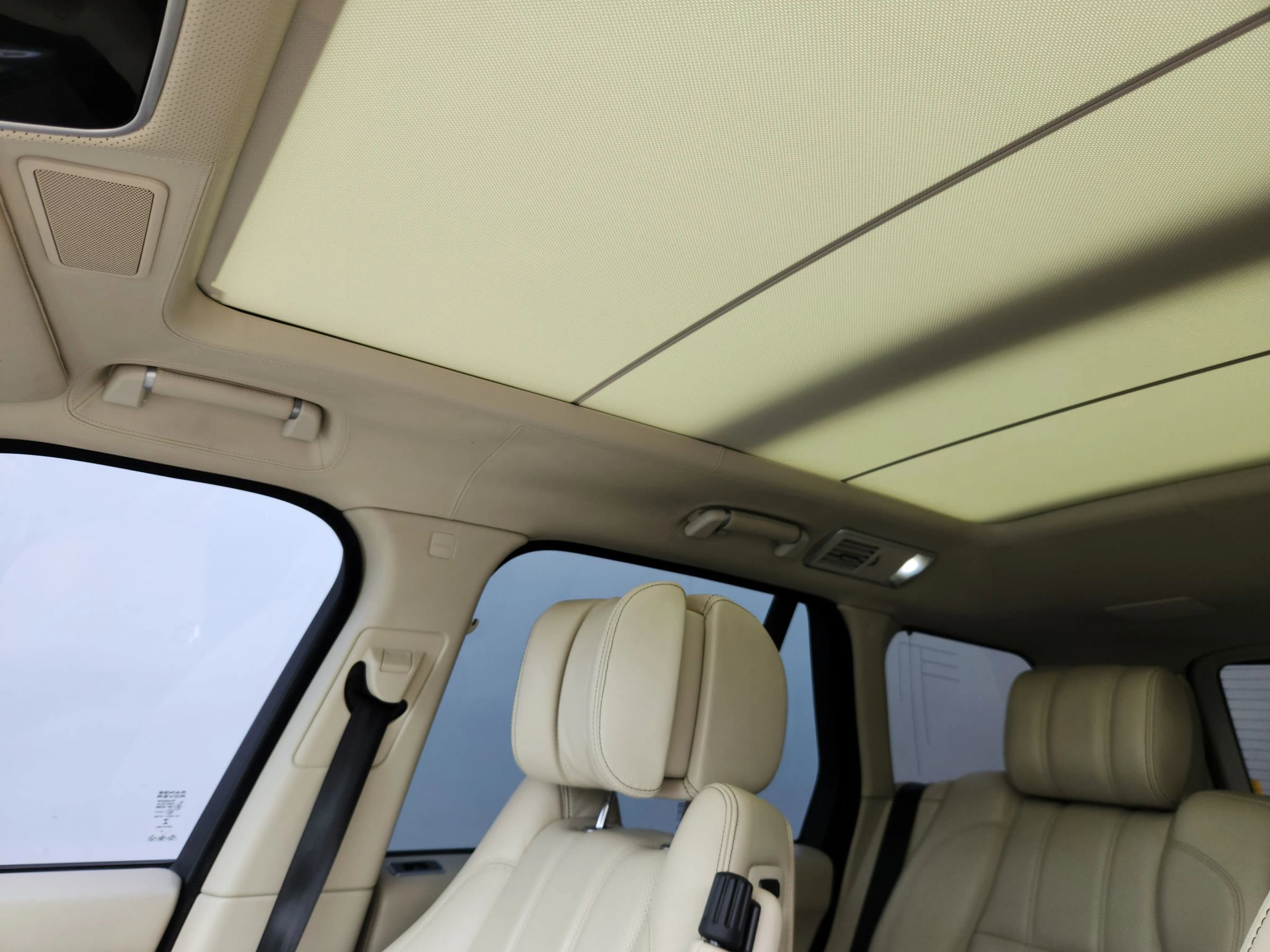 Used 2014 Land Rover Range Rover Autobiography AWD/4WD image 17