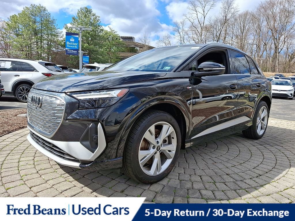 Used 2023 Audi Q4 e-tron Premium Plus w/ Premium Plus image 3