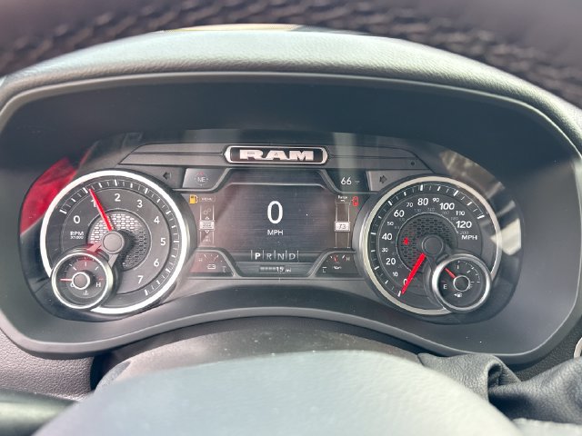New 2027 RAM 2500 Big Horn AWD/4WD image 18