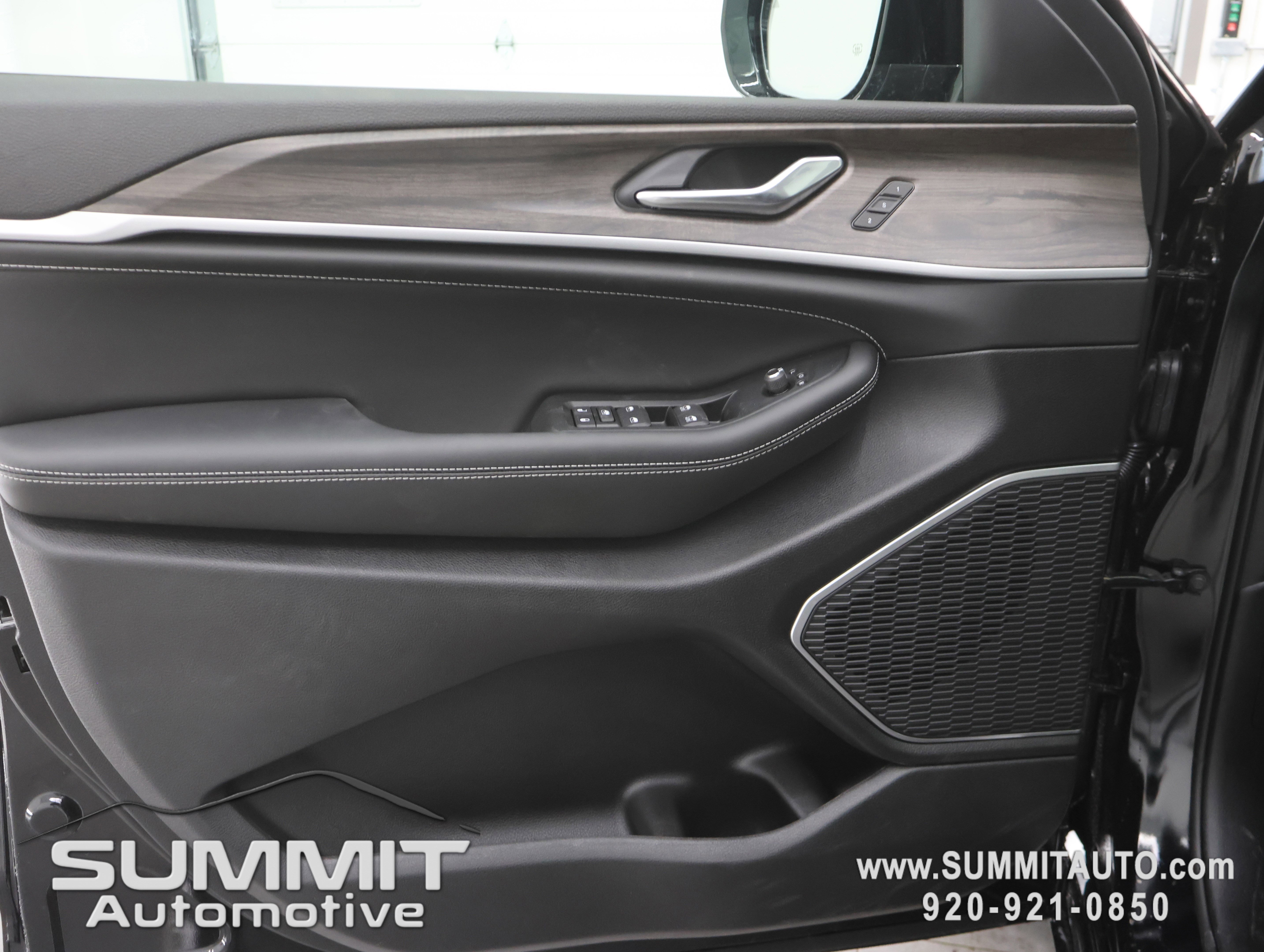 New 2026 Jeep Grand Cherokee Limited Reserve image 46