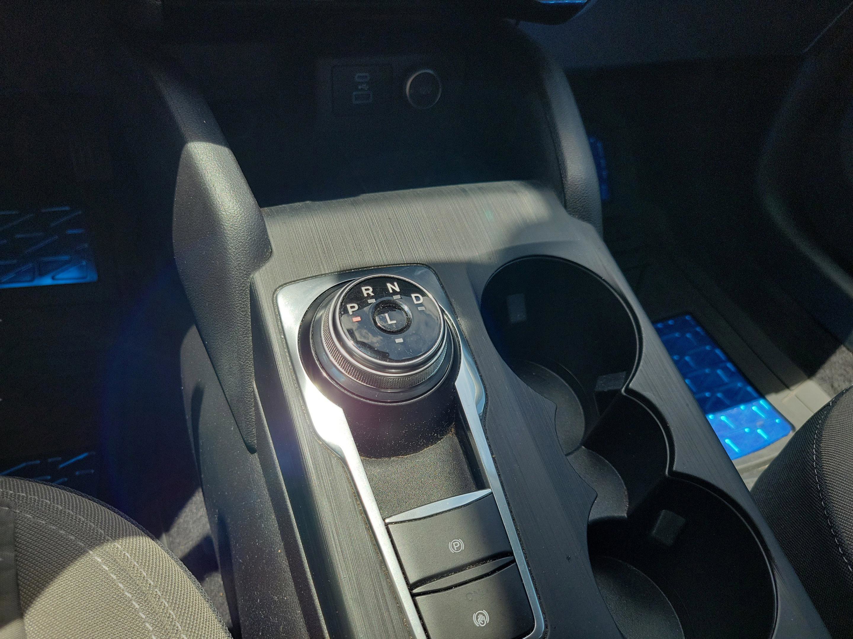 Used 2021 Ford Escape SE w/ Convenience Package FWD image 30