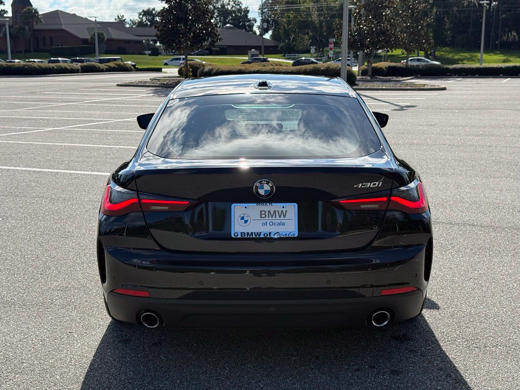 Used 2022 BMW 430i Gran Coupe w/ M Sport Package RWD image 3