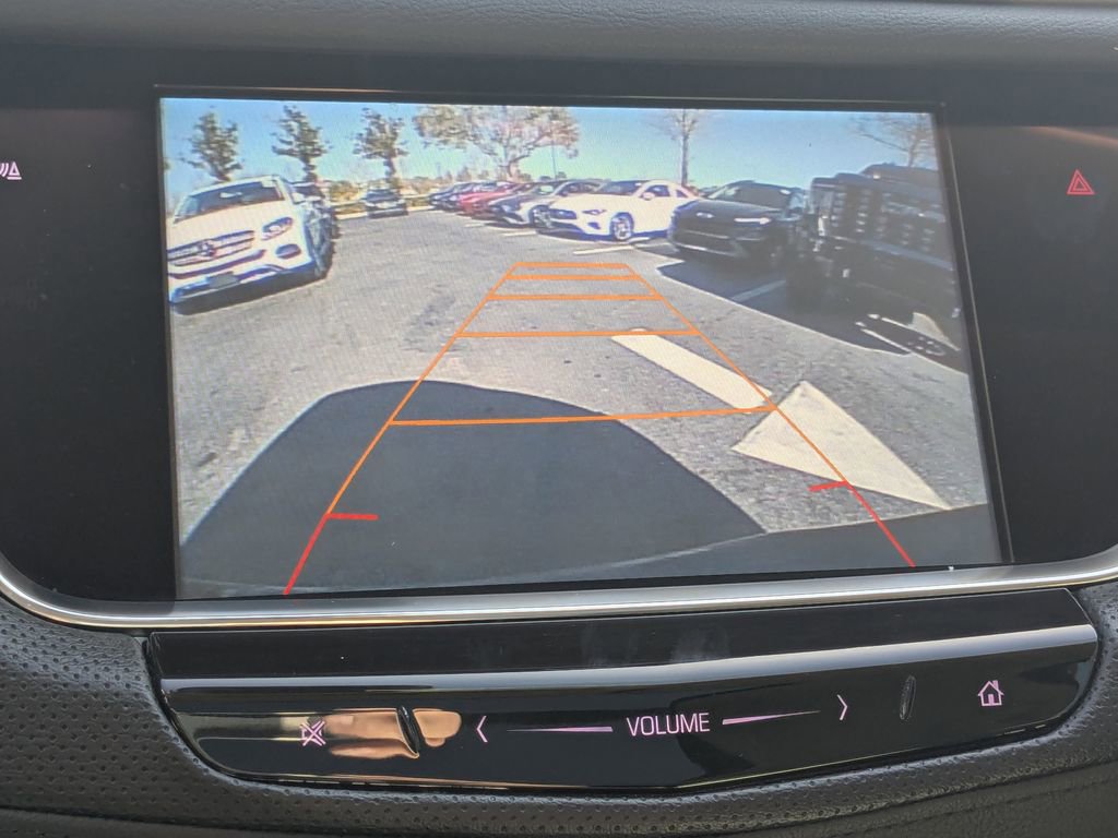 Used 2017 Cadillac XT5 Luxury w/ Advanced Security Package image 10