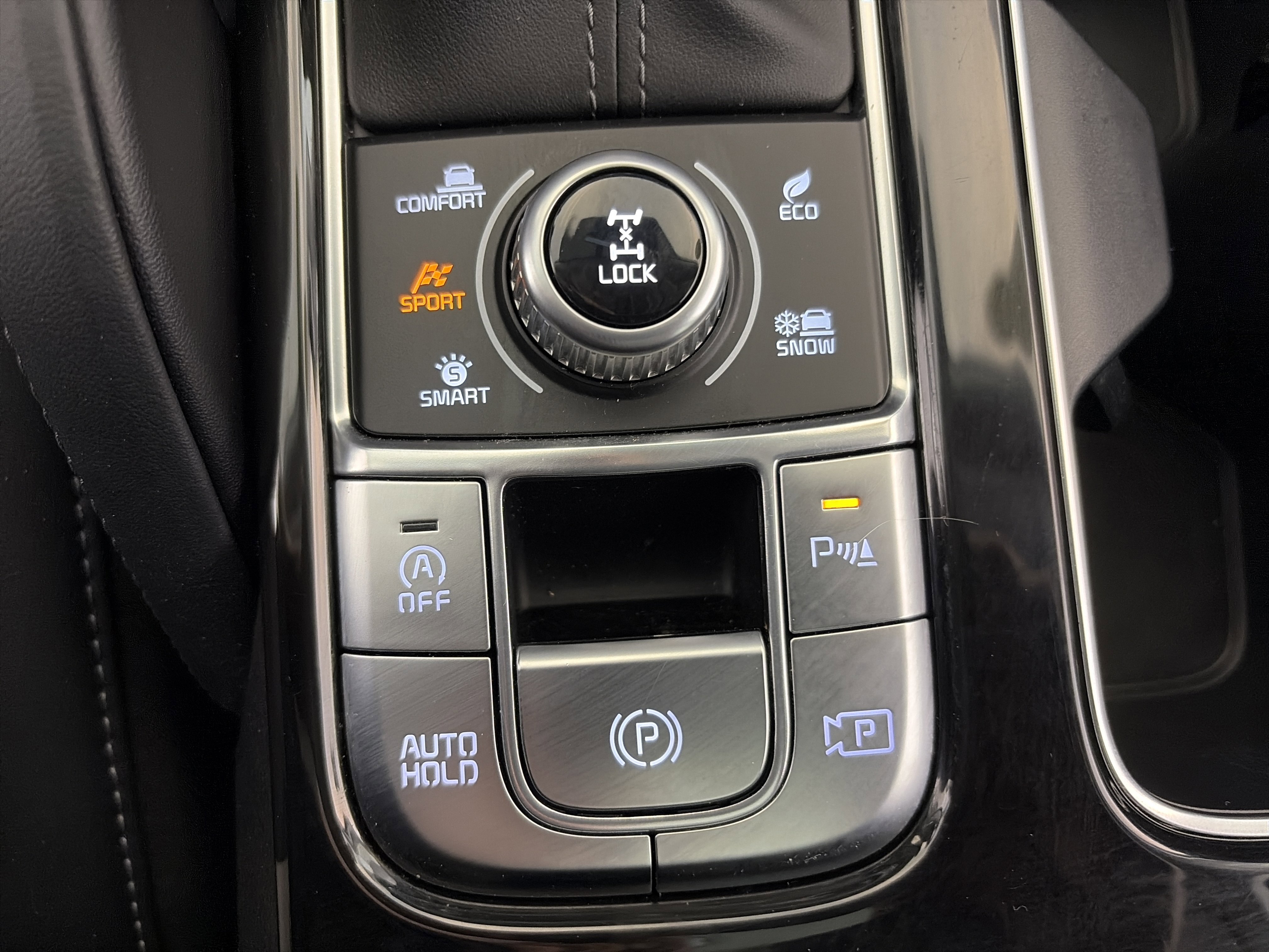 Certified 2024 Kia Telluride SX Prestige image 32