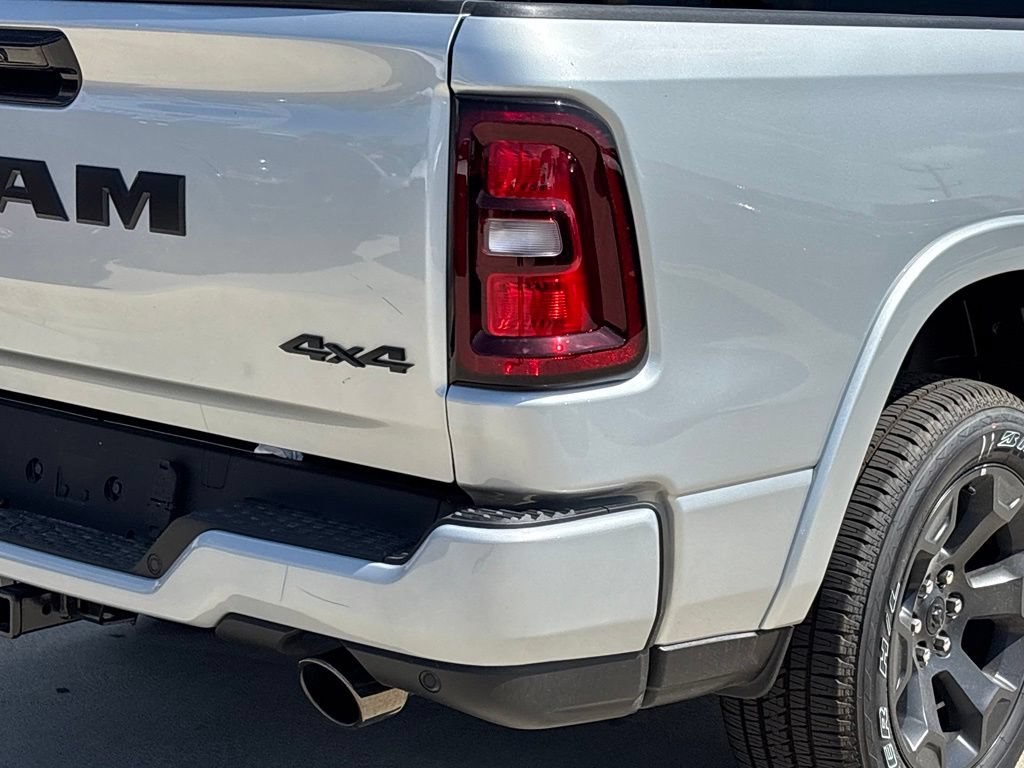 New 2026 RAM 1500 Big Horn w/ Night Edition AWD/4WD image 4