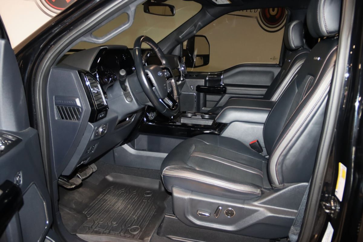 Used 2022 Ford F350 Platinum image 39