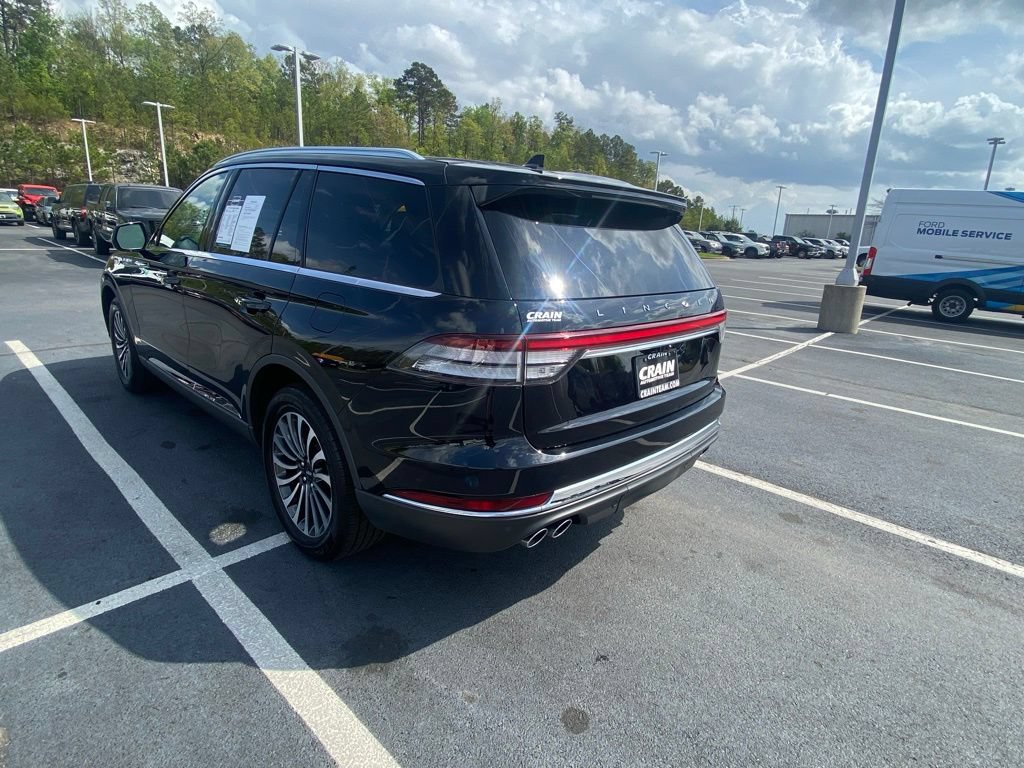 Used 2023 Lincoln Aviator AWD w/ Premium Package image 5