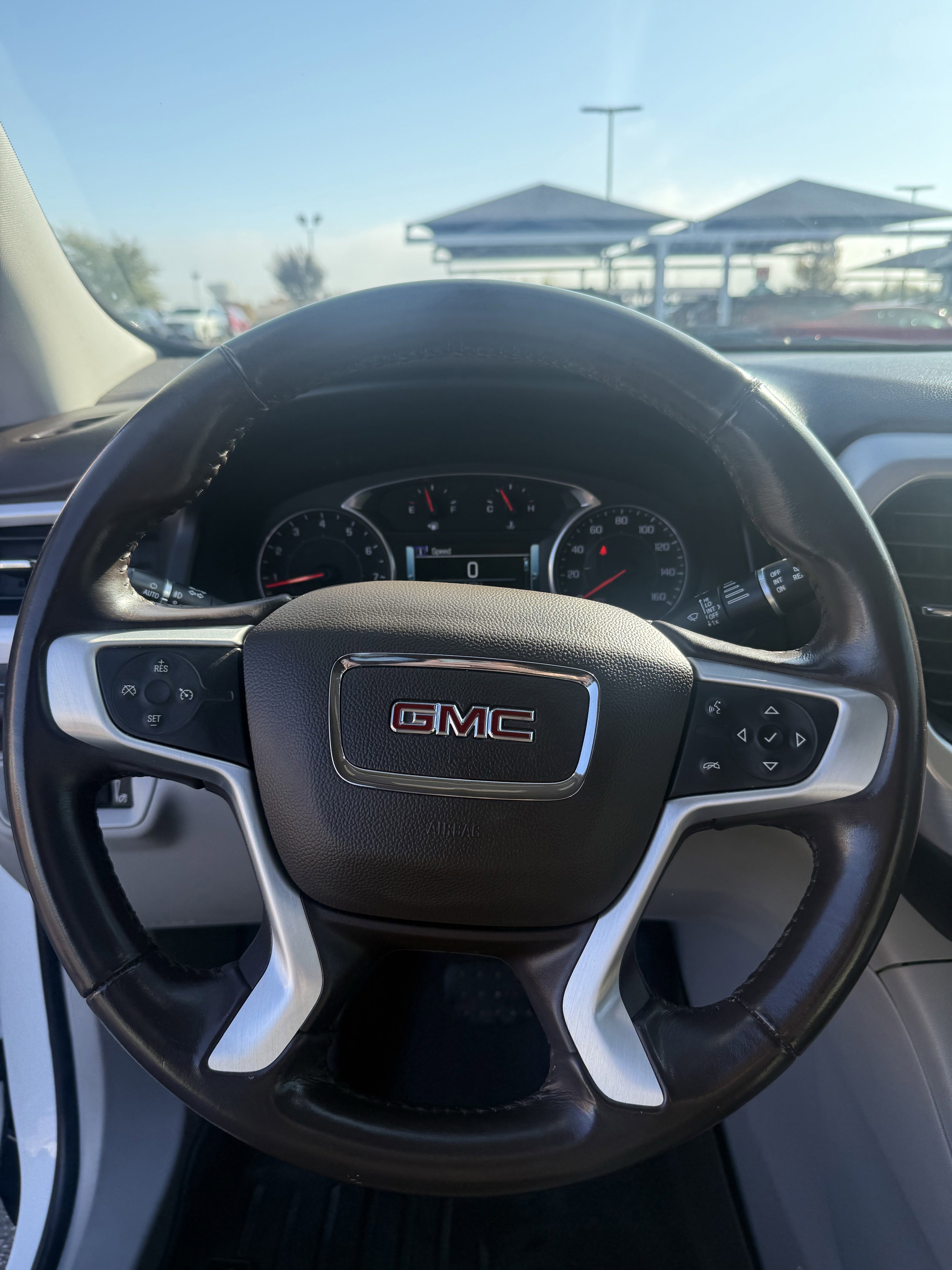 Used 2019 GMC Acadia SLT image 25