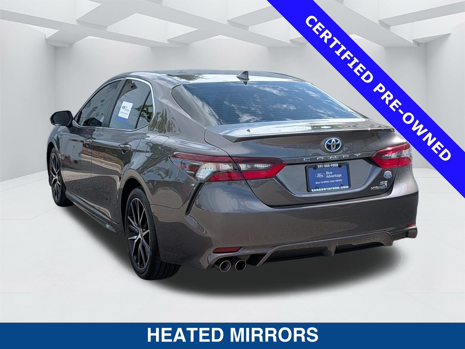 Used 2022 Toyota Camry SE FWD image 6