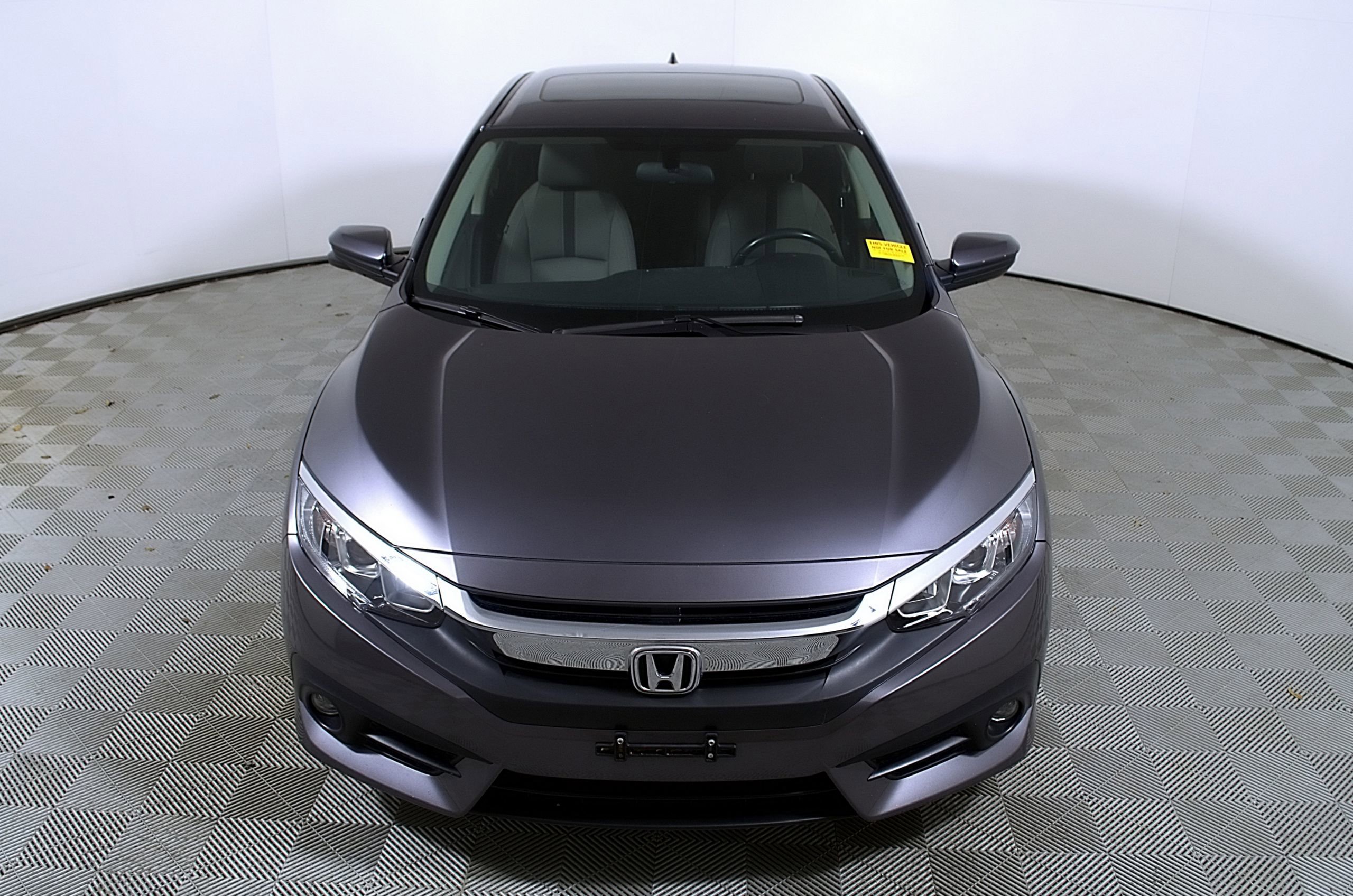 Used 2018 Honda Civic EX-T image 4