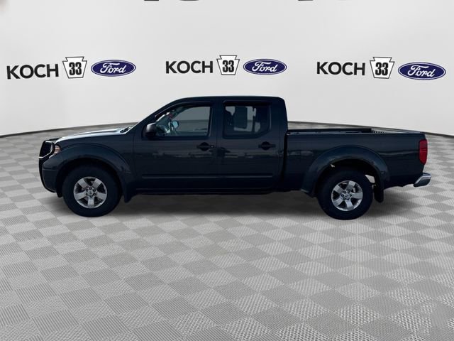 Used 2013 Nissan Frontier SV w/ SV Value Truck Pkg AWD/4WD image 4